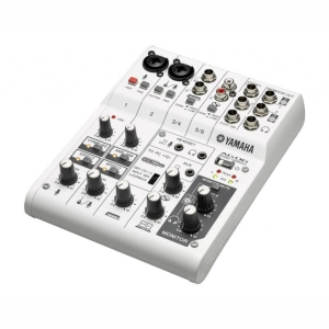 Interface de Áudio Mixer AG 06 Yamaha